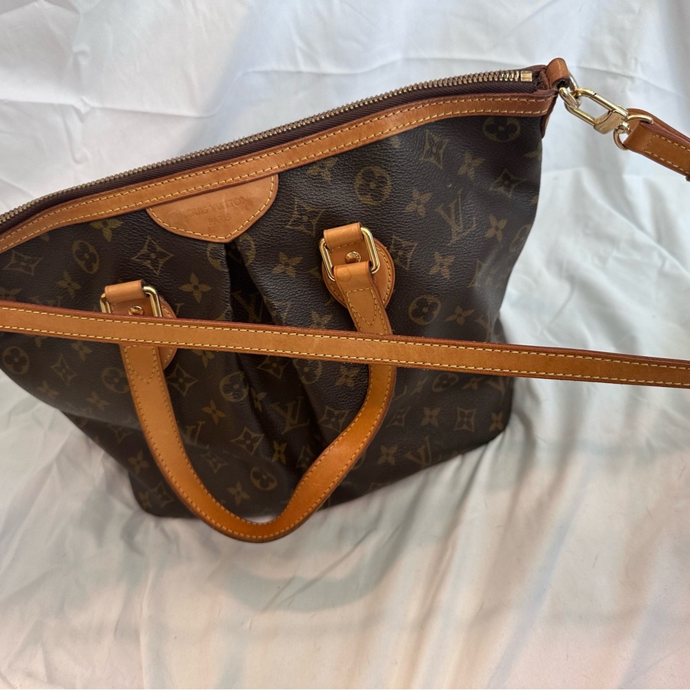Louis Vuitton Palermo PM - Picture 8 of 16